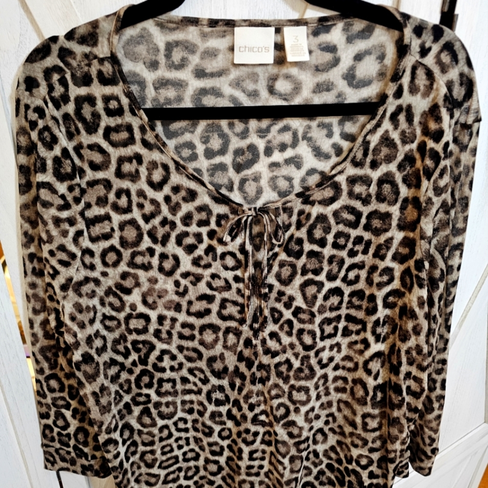 Chico's Mesh Tunic Size 3, Leopard and ready for your favorite lounging jogger!